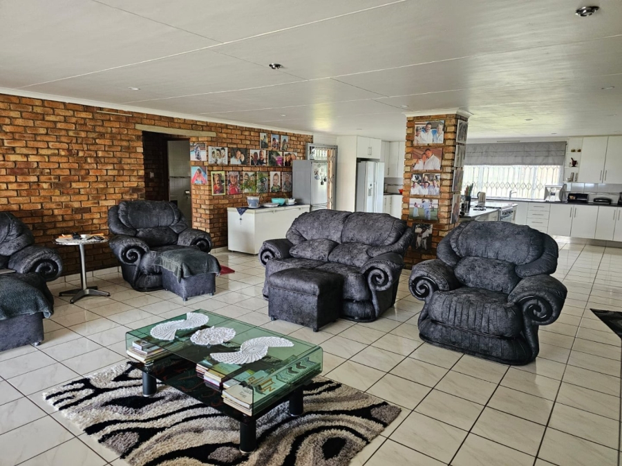 3 Bedroom Property for Sale in Sasolburg Rural Free State